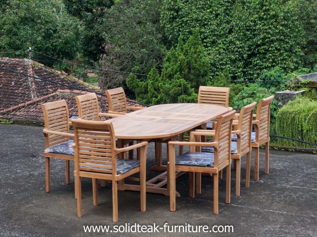 solid teak outdoor dining set with natural finish