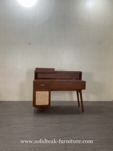 table Solid teak furniture